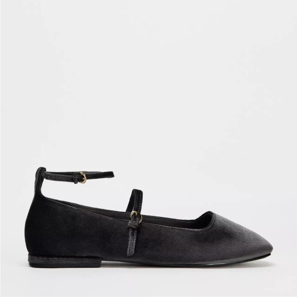 Zara beautiful Grey Velvet Ankle Strap Flats